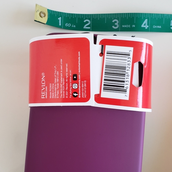 NWT Revlon straight and smooth paddle brush soft feel - Picture 8 of 8